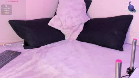 Snapshot of juliethmosss chatting on March 2026 10:04:02 PM Julieth online show from March 2026 10:04:02 PM