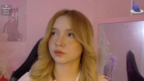Snapshot of juliethmosss chatting on June 2026 11:20:01 PM Julieth online show from June 2026 11:20:01 PM
