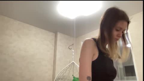 Snapshot of julietsensation chatting on February 2025 03:52:01 PM julietsensation online show from February 2025 03:52:01 PM
