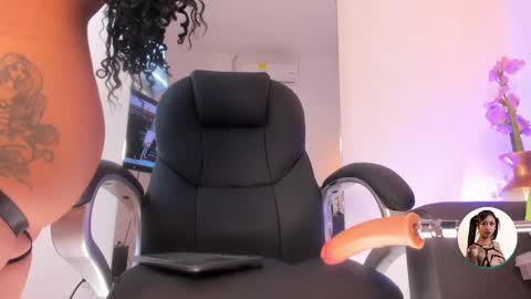 Snapshot of juliett_adams_ chatting on October 2025 01:08:02 AM Juliett online show from October 2025 01:08:02 AM