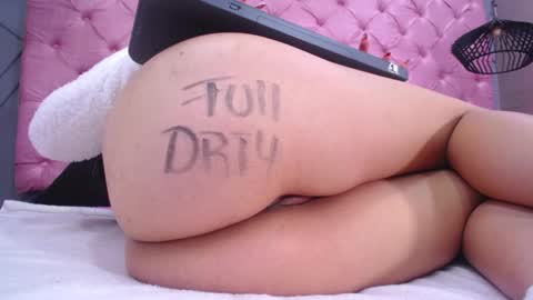 Snapshot of juliett_horny chatting on January 2025 04:32:02 PM juliett online show from January 2025 04:32:02 PM