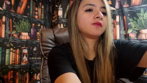 Snapshot of julietta__jackson chatting on January 2025 08:09:01 PM Julietta Jackson online show from January 2025 08:09:01 PM