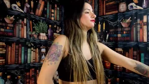 Julietta Jackson online show from November 2025 08:42:01 PM