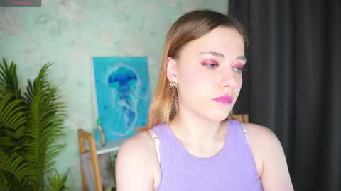 Mia online show from April 2026 03:00:01 AM