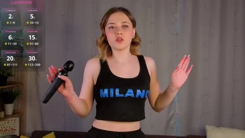 Mia online show from April 2026 03:08:02 AM