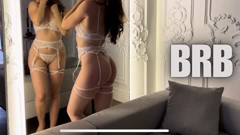 Julie online show from December 2024 06:53:02 PM