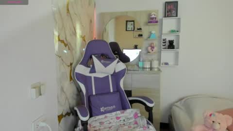 juliette online show from May 2026 05:29:02 PM