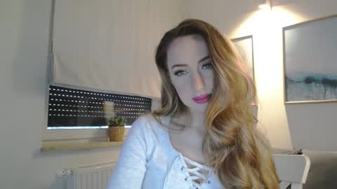 JulietteSensual online show from February 2025 03:31:02 PM