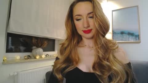 JulietteSensual online show from February 2025 04:59:01 PM
