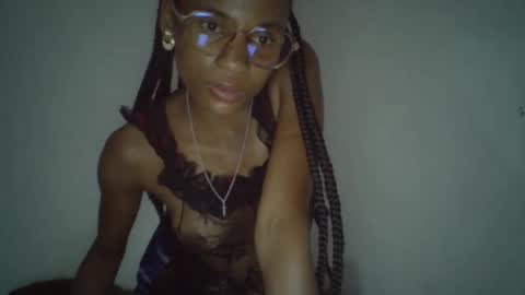 Snapshot of juliexexy chatting on February 2025 03:36:02 PM juliexexy online show from February 2025 03:36:02 PM