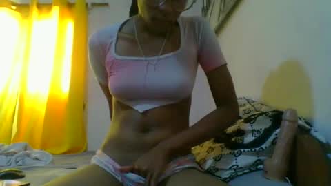 Snapshot of juliexexy chatting on March 2025 10:13:02 AM juliexexy online show from March 2025 10:13:02 AM