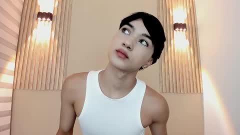 Snapshot of julii_rico chatting on October 2025 12:50:02 PM JULI online show from October 2025 12:50:02 PM