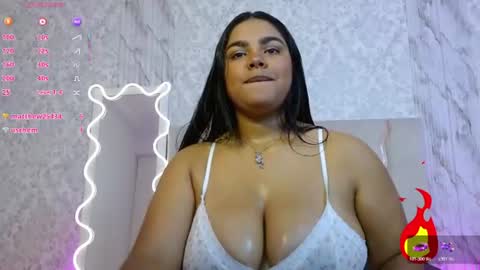Snapshot of juliieta_tay chatting on July 2026 04:19:01 AM juliieta_tay online show from July 2026 04:19:01 AM