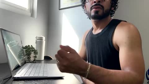 Snapshot of julimo16 chatting on September 2025 02:50:01 PM julimo16 online show from September 2025 02:50:01 PM