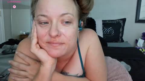 Juli Monroe online show from November 2025 03:05:01 AM