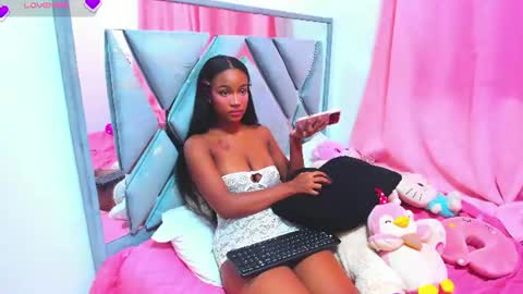 julitpink online show from June 2026 07:02:02 PM