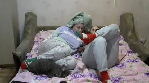 Snapshot of juliya_katie chatting on January 2025 07:58:02 PM Juliya Katie online show from January 2025 07:58:02 PM