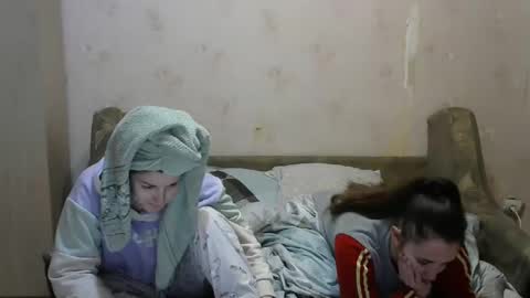 Snapshot of juliya_katie chatting on February 2025 07:52:01 PM Juliya Katie online show from February 2025 07:52:01 PM