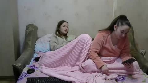 Snapshot of juliya_katie chatting on February 2025 10:42:02 PM Juliya Katie online show from February 2025 10:42:02 PM