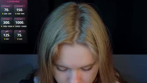 Snapshot of jullietebliss chatting on December 2025 05:42:01 PM Julie online show from December 2025 05:42:01 PM