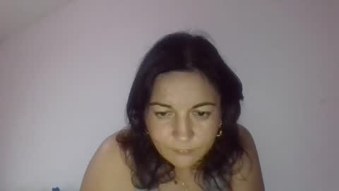Snapshot of jully_caitlyn chatting on October 2025 07:47:02 PM Caitlyn online show from October 2025 07:47:02 PM