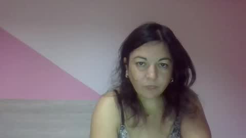 Snapshot of jully_caitlyn chatting on October 2025 08:57:02 AM Caitlyn online show from October 2025 08:57:02 AM