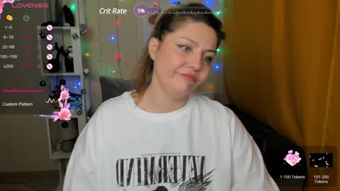 Snapshot of jully_rox chatting on December 2024 11:33:01 AM Jully online show from December 2024 11:33:01 AM