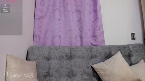 Snapshot of jullya_x_ chatting on October 2025 02:20:01 AM jullya 630 1330 -5 online show from October 2025 02:20:01 AM