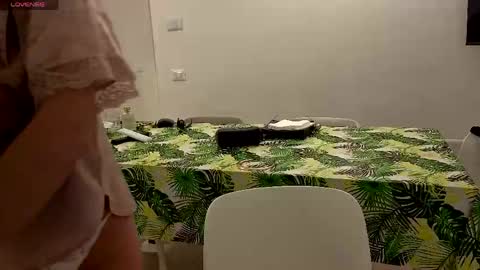 Jully online show from April 2026 06:27:01 PM