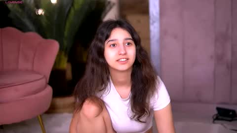 Snapshot of jullyfox chatting on February 2026 11:21:01 AM Foxy online show from February 2026 11:21:01 AM