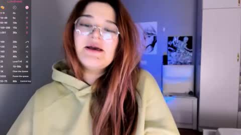 Snapshot of july_slowdive chatting on December 2024 03:11:01 PM Julie online show from December 2024 03:11:01 PM