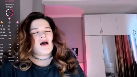 Snapshot of july_slowdive chatting on January 2025 11:17:01 AM Julie online show from January 2025 11:17:01 AM