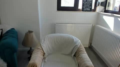 Snapshot of julya_lexa chatting on November 2025 08:37:02 AM Julya online show from November 2025 08:37:02 AM