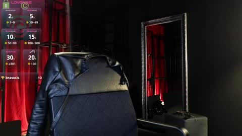 Julya Mistress online show from April 2026 06:24:02 PM