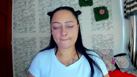 juliana online show from June 2026 07:50:01 PM