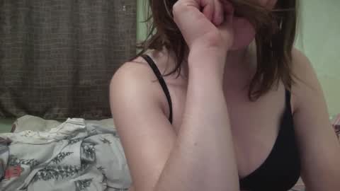 Snapshot of juna_cute chatting on January 2025 03:49:01 PM Juna inclusive online show from January 2025 03:49:01 PM