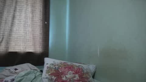 Snapshot of juna_cute chatting on February 2025 05:31:02 AM Juna inclusive online show from February 2025 05:31:02 AM