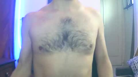 Mia online show from November 2025 05:11:01 PM