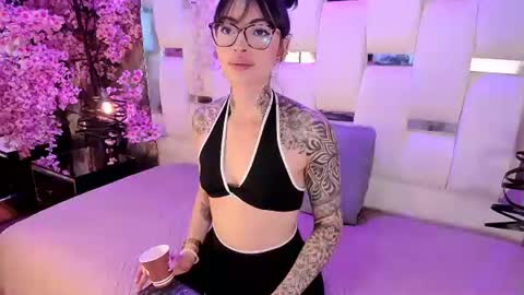 junecollins online show from June 2026 02:37:02 PM