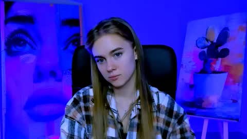 junewoods online show from November 2025 06:30:02 AM