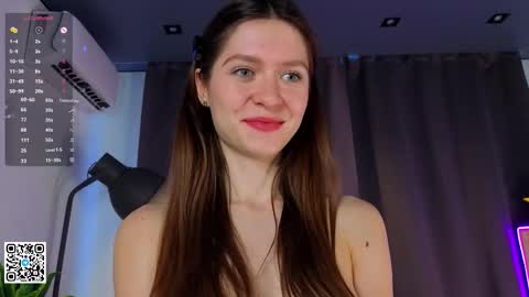 Snapshot of juniebogany chatting on September 2025 06:13:01 AM Bella online show from September 2025 06:13:01 AM