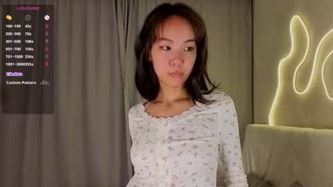 Snapshot of juniebogany chatting on September 2025 06:09:01 PM Bella online show from September 2025 06:09:01 PM