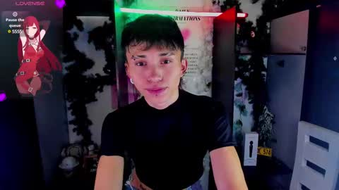 Snapshot of juniior0_0 chatting on February 2025 09:09:01 PM Junior online show from February 2025 09:09:01 PM