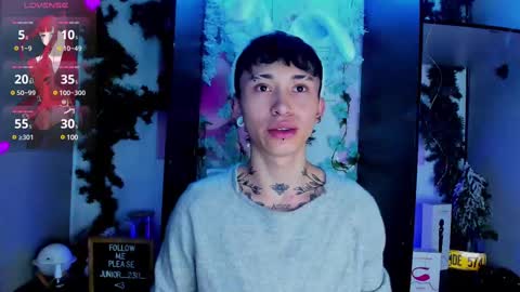 Snapshot of juniior0_0 chatting on February 2025 10:20:01 PM Junior online show from February 2025 10:20:01 PM