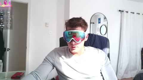 Snapshot of juniormadison69 chatting on March 2025 04:10:01 PM Junior Madison online show from March 2025 04:10:01 PM