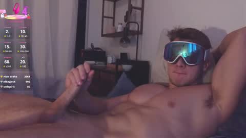 Snapshot of juniormadison69 chatting on March 2025 10:54:01 PM Junior Madison online show from March 2025 10:54:01 PM