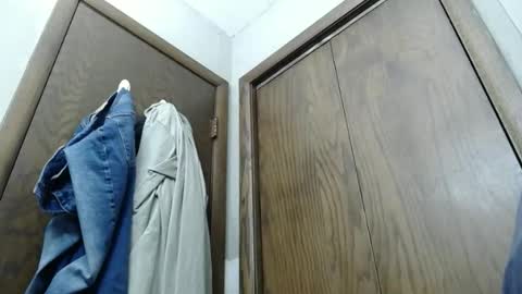 Snapshot of junk_yard_dog chatting on November 2025 02:06:01 PM Dave online show from November 2025 02:06:01 PM