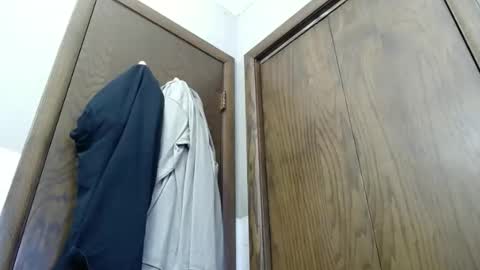 Snapshot of junk_yard_dog chatting on February 2026 05:09:01 PM Dave online show from February 2026 05:09:01 PM