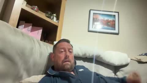 Junky online show from April 2026 09:32:02 PM