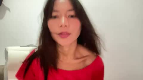 junovaughn online show from May 2026 03:33:02 AM